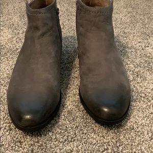 Rockport dark grey booties size 9 1/2
